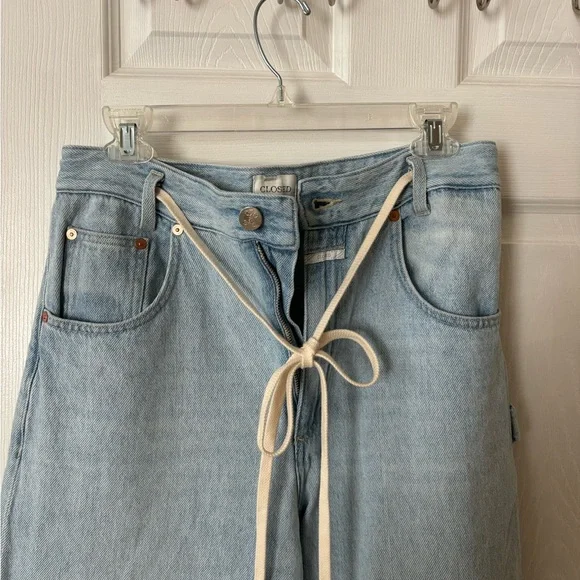 Closed Denim Morus jeans in light wash sz 26 - Picture 5 of 7